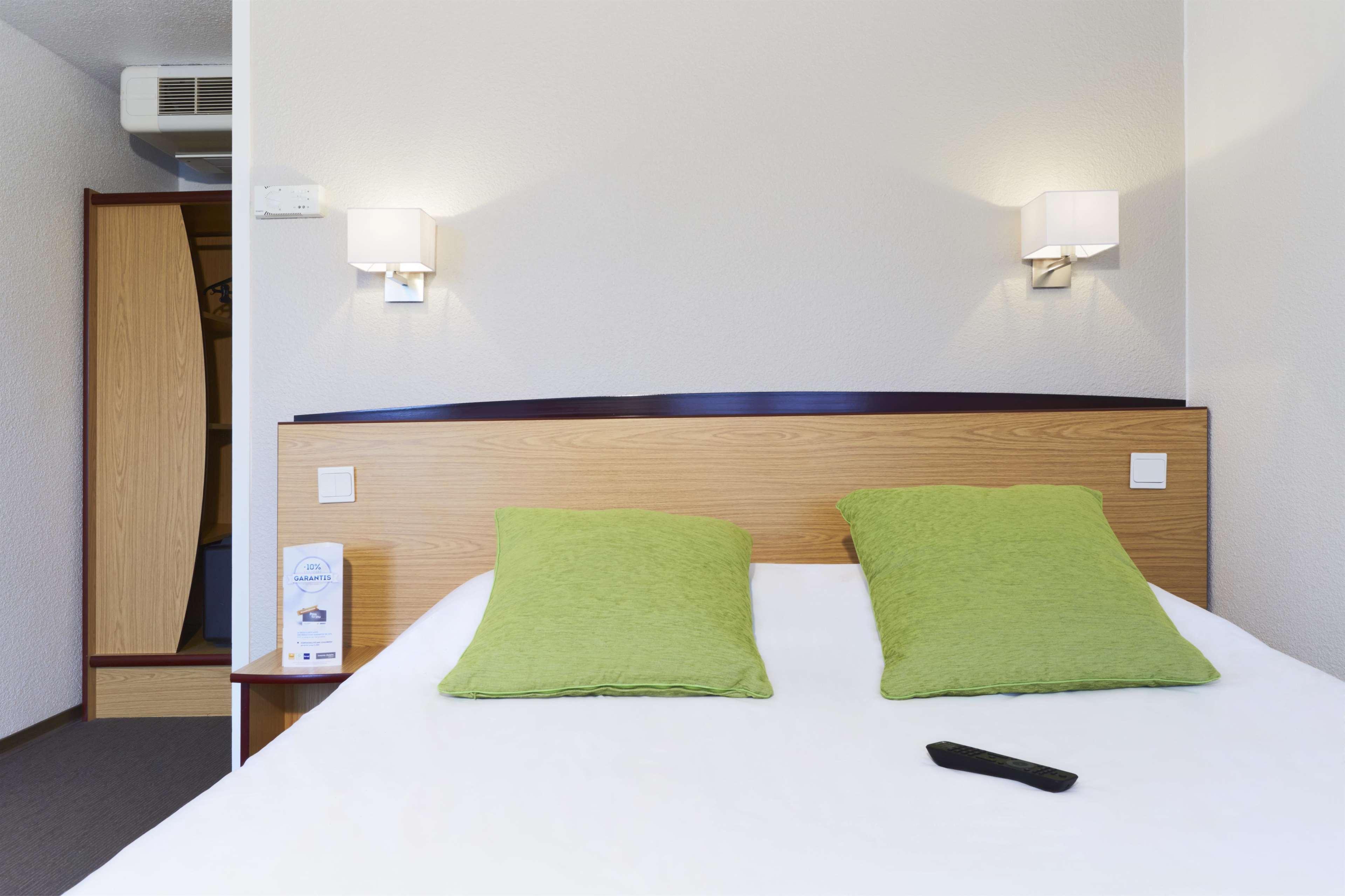 Hotel Campanile Lille - Lomme Zewnętrze zdjęcie