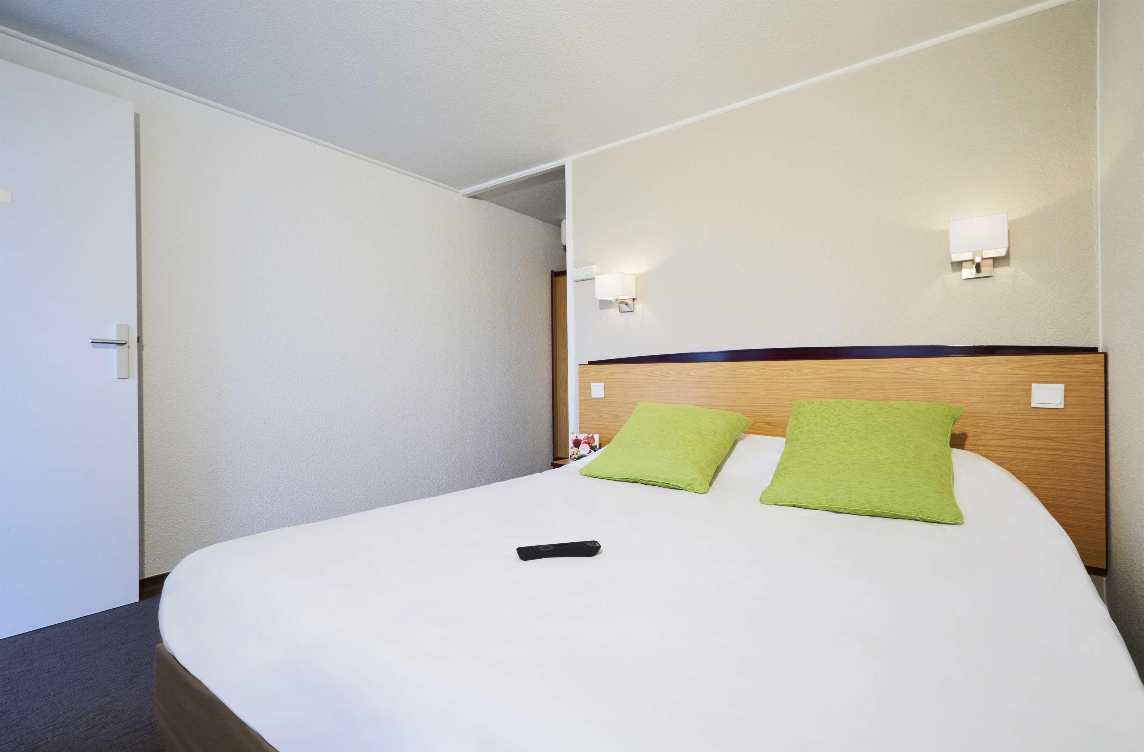 Hotel Campanile Lille - Lomme Zewnętrze zdjęcie