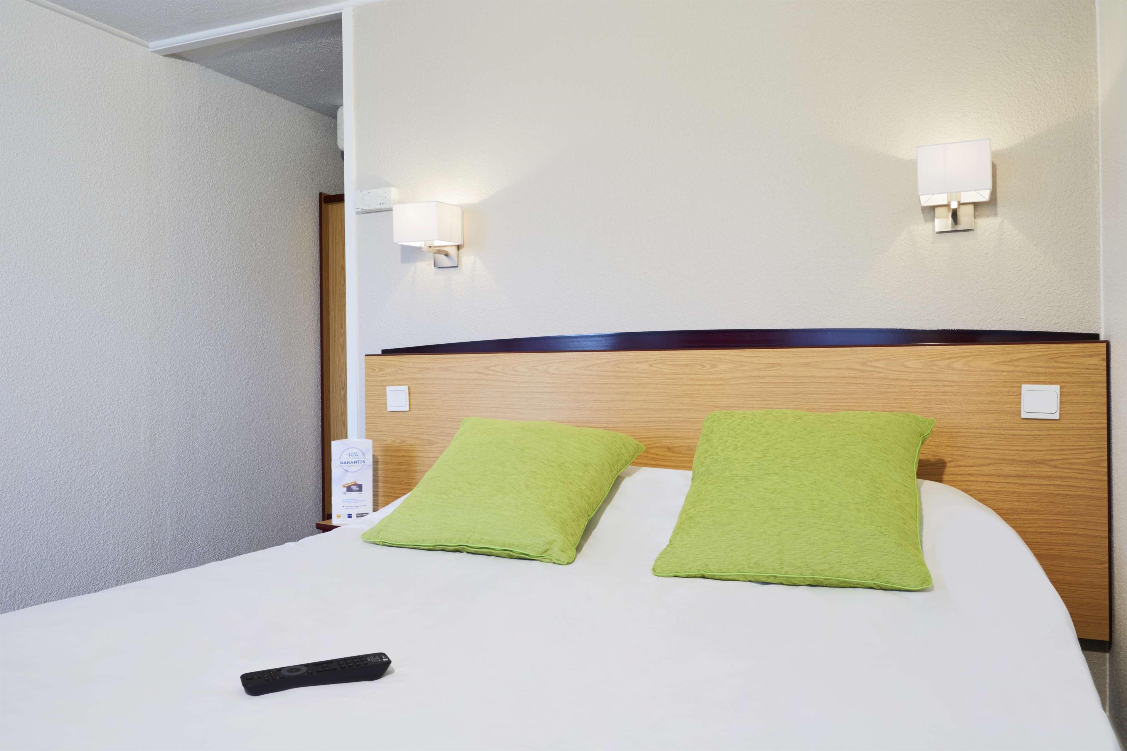 Hotel Campanile Lille - Lomme Zewnętrze zdjęcie