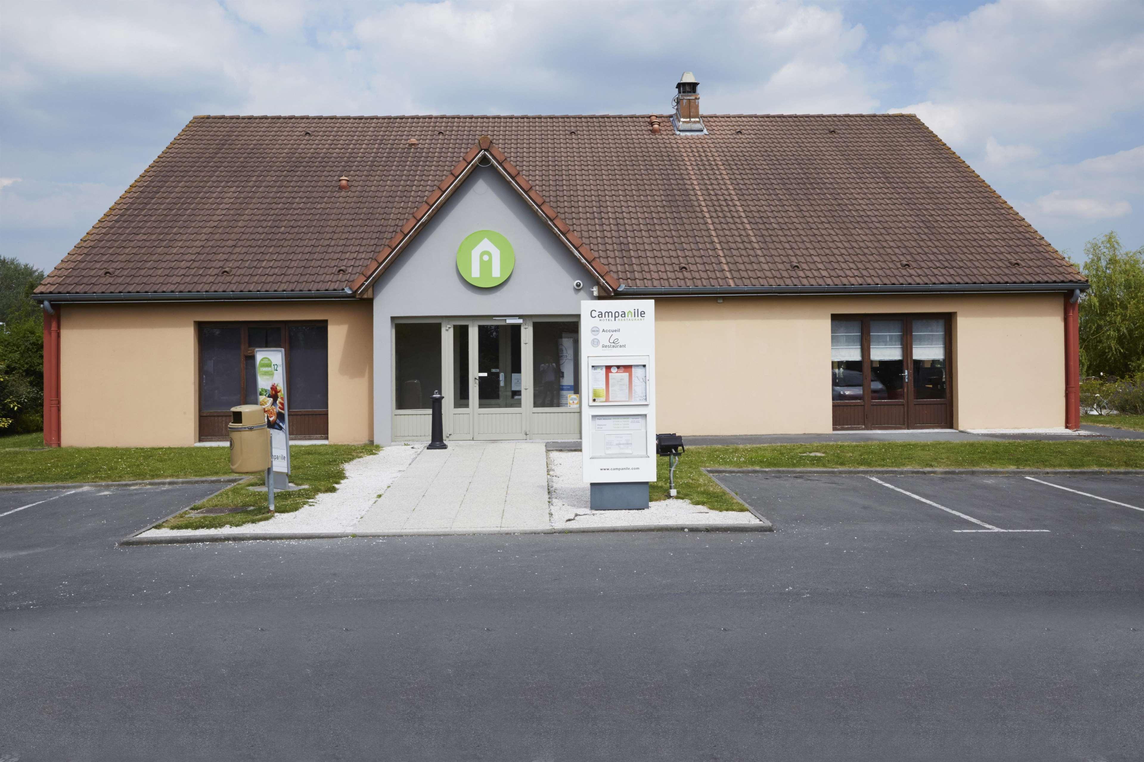Hotel Campanile Lille - Lomme Zewnętrze zdjęcie